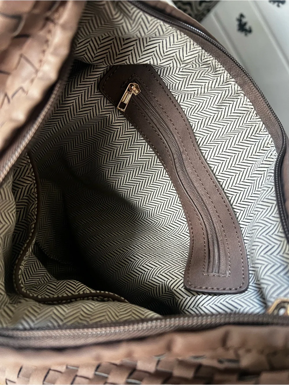 Woven Hobo Shoulder Bag
